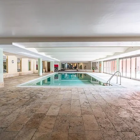 Precioso De Planta Baja En Salinas, Apartment