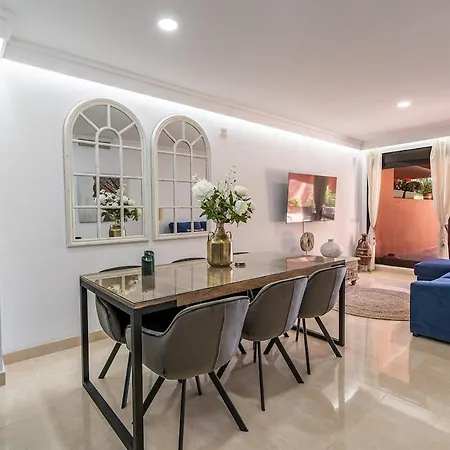 Ground floor apartment in Las Salinas Estepona