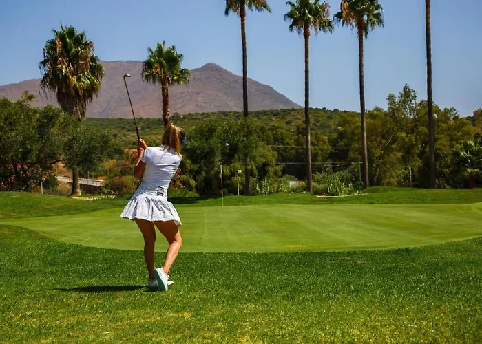 Ground floor apartment in Las Salinas Estepona *