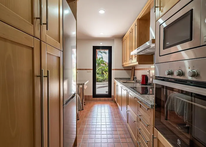 Azure Serenity Retreat Salinas Apartament Estepona